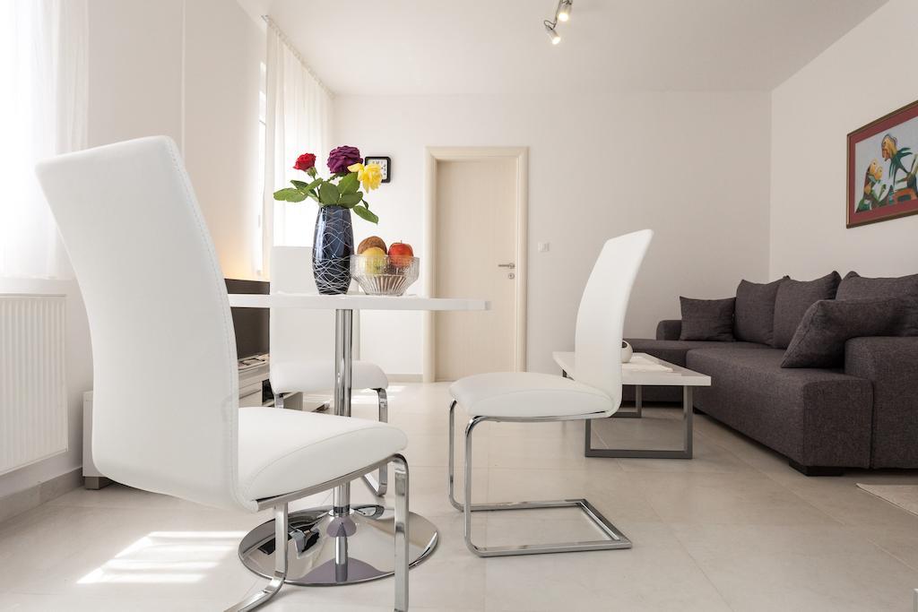 Beach Apartments Rafael Zadar Rom bilde