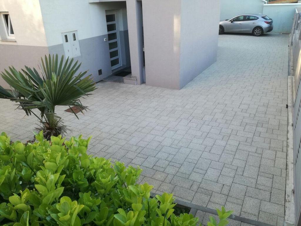 Beach Apartments Rafael Zadar Eksteriør bilde